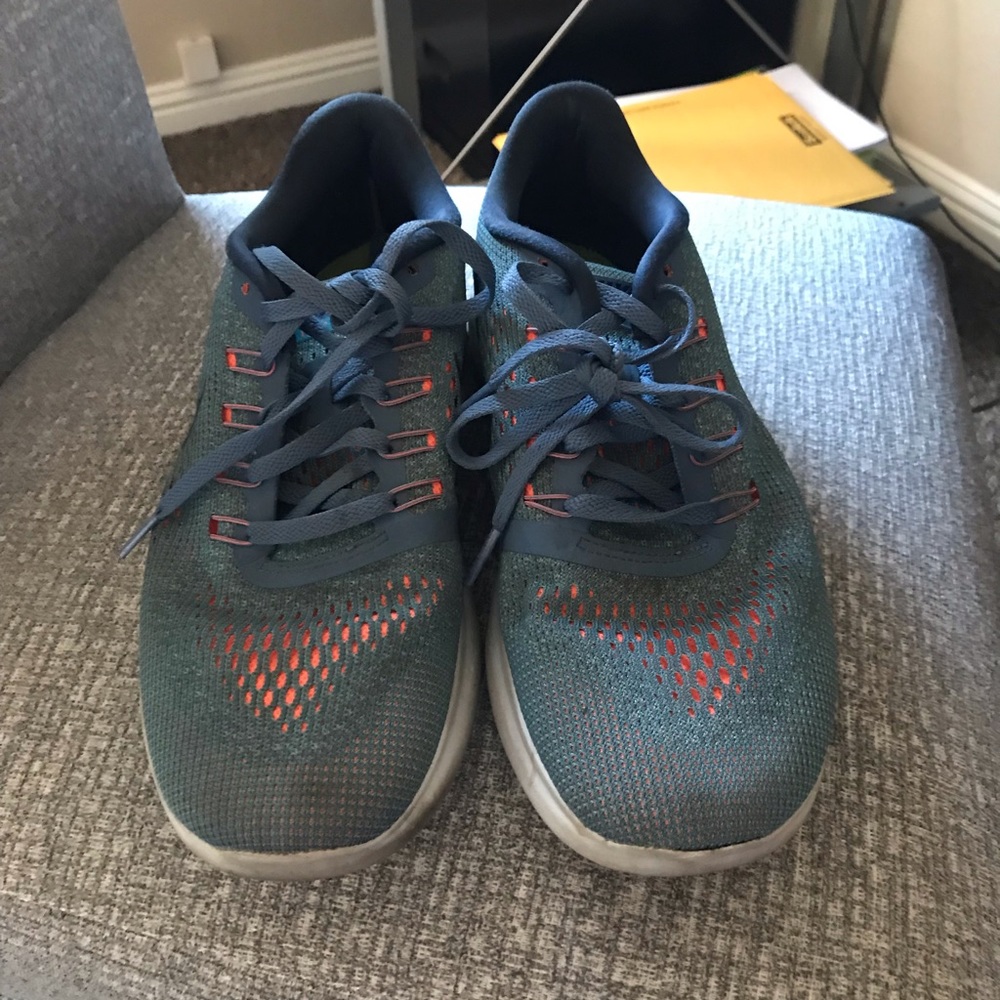 Nike Free runners - Picture 2 of 4